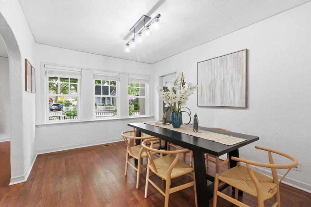 1055 Newhall Street Property Photo 12