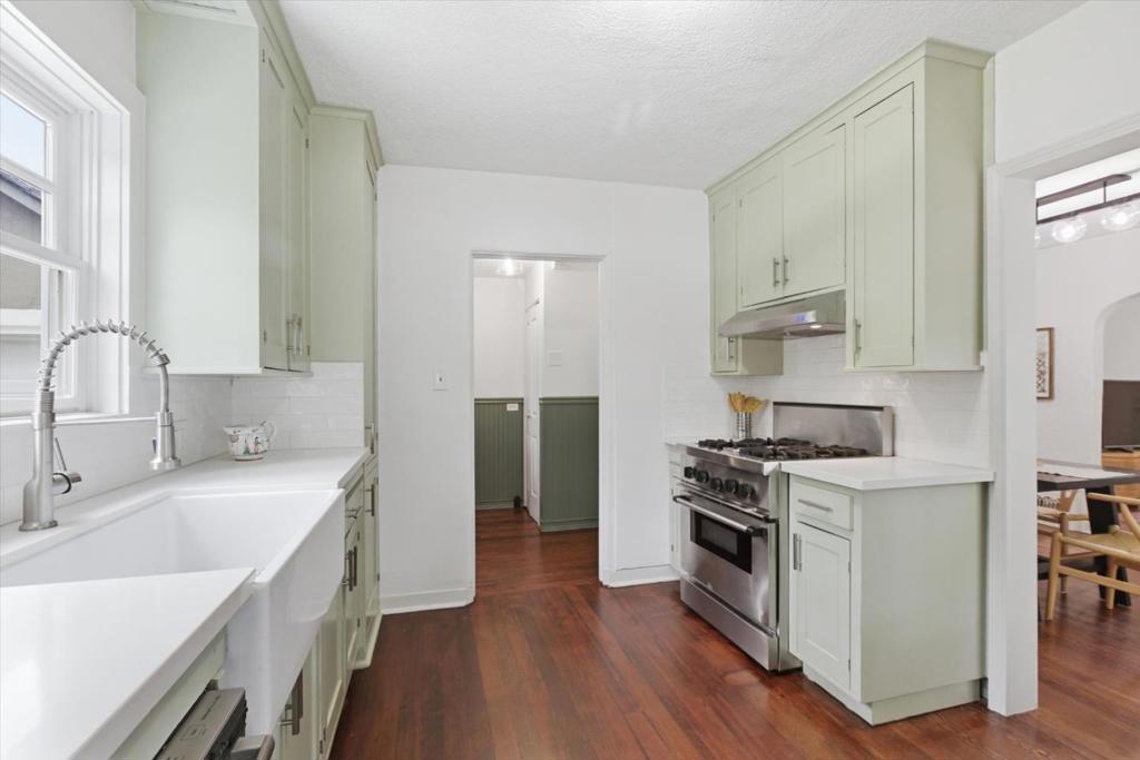 1055 Newhall Street Property Photo 15