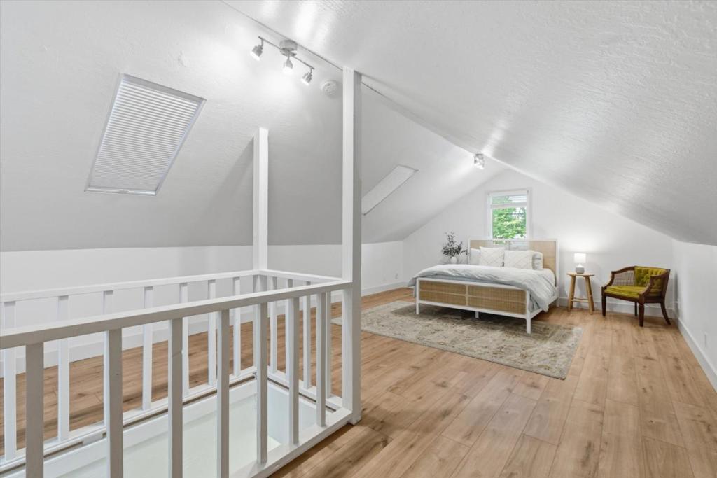 1055 Newhall Street Property Photo 26