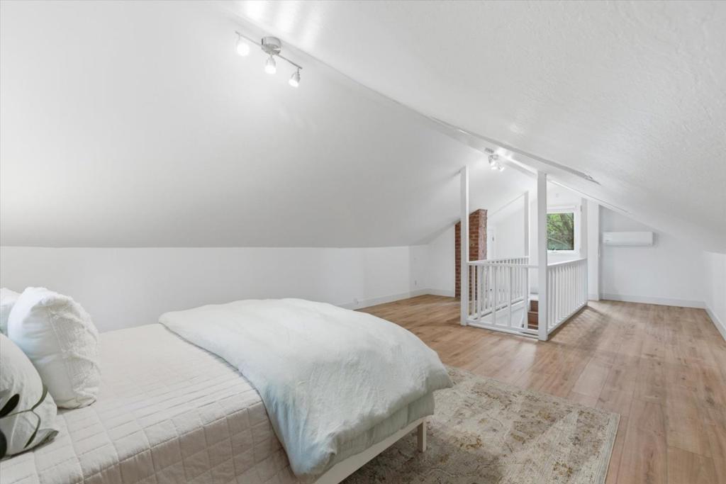 1055 Newhall Street Property Photo 29
