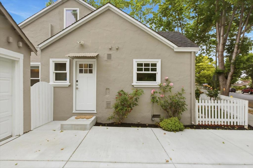 1055 Newhall Street Property Photo 31