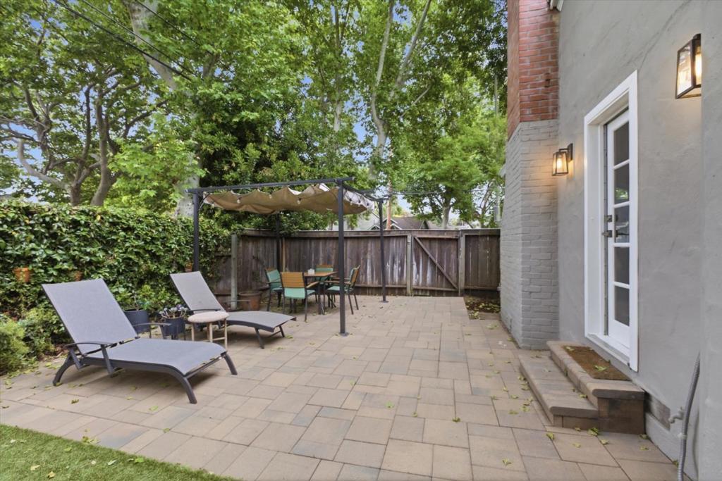1055 Newhall Street Property Photo 32