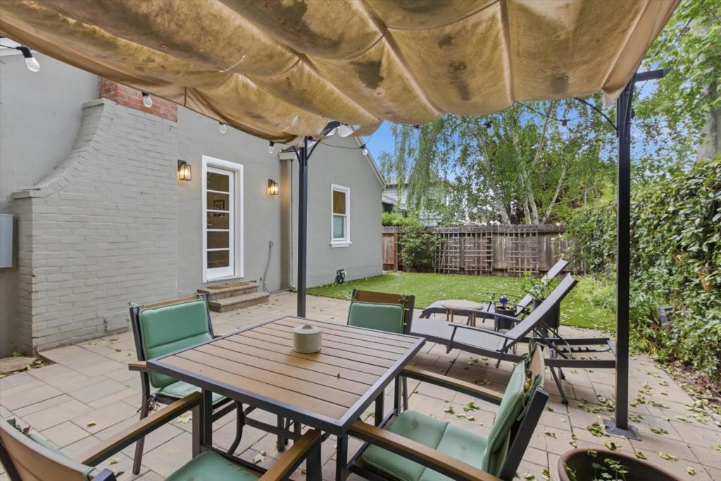 1055 Newhall Street Property Photo 35
