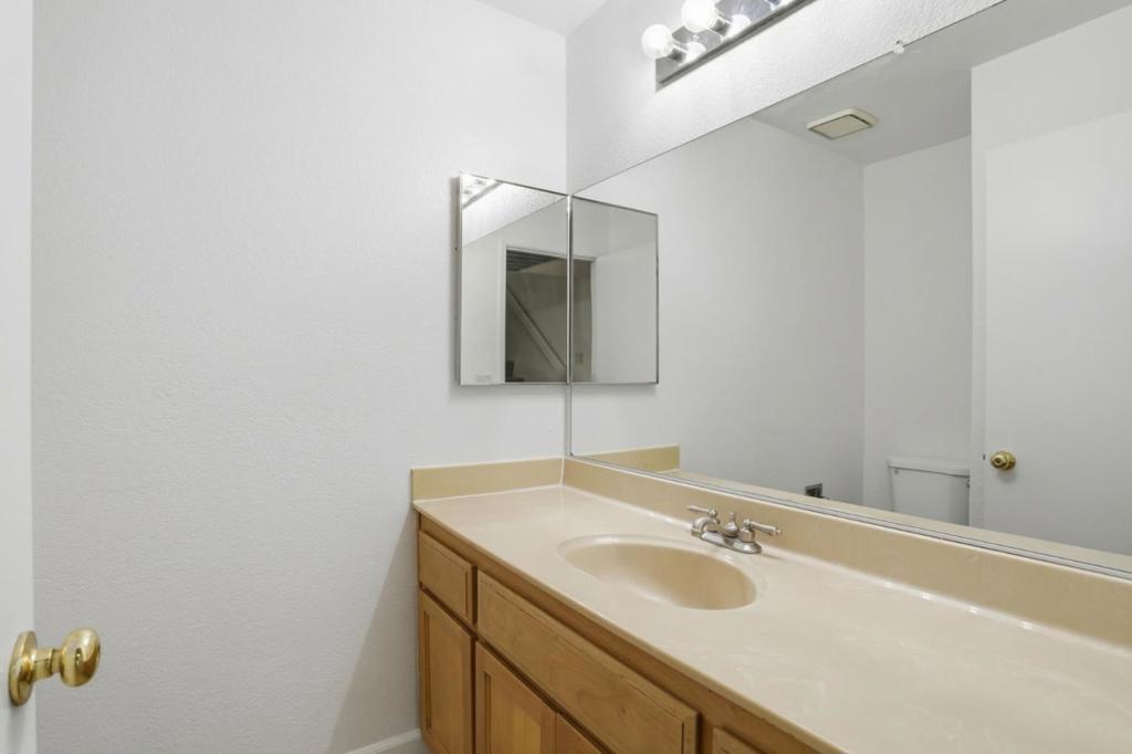 1028 Summermist Court Property Photo 22