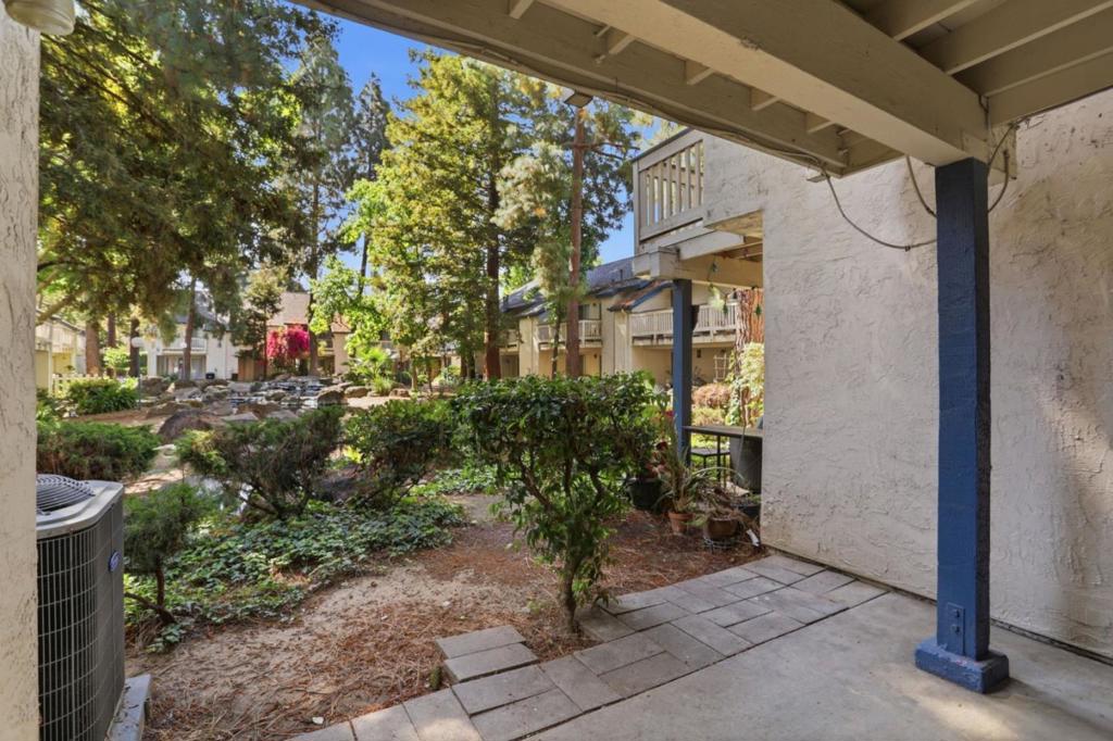 1028 Summermist Court Property Photo 29