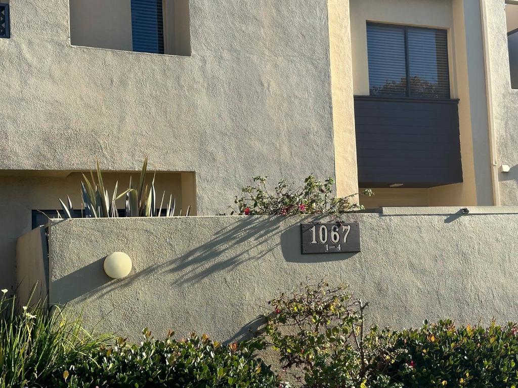 1067 Padre Drive 1 Property Photo 1