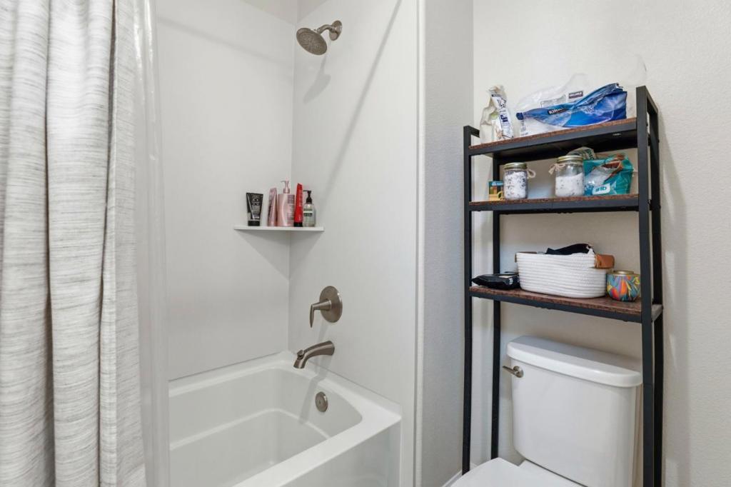 1097 Sunridge Drive Property Photo 33