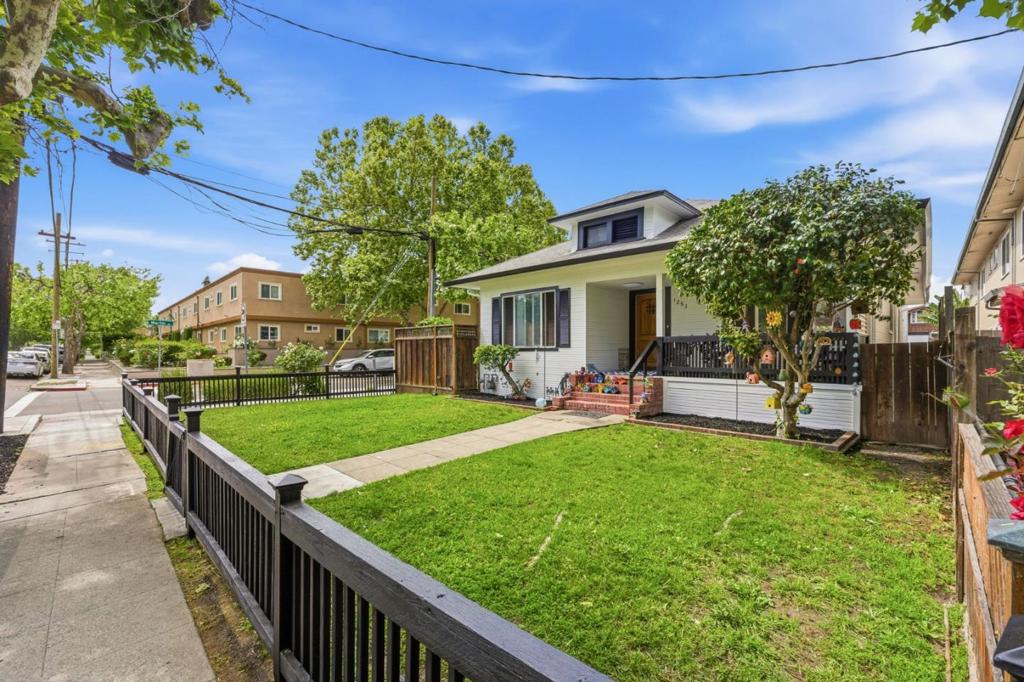 1263 Park Avenue Property Photo 4