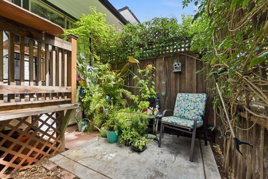 1263 Park Avenue Property Photo 16
