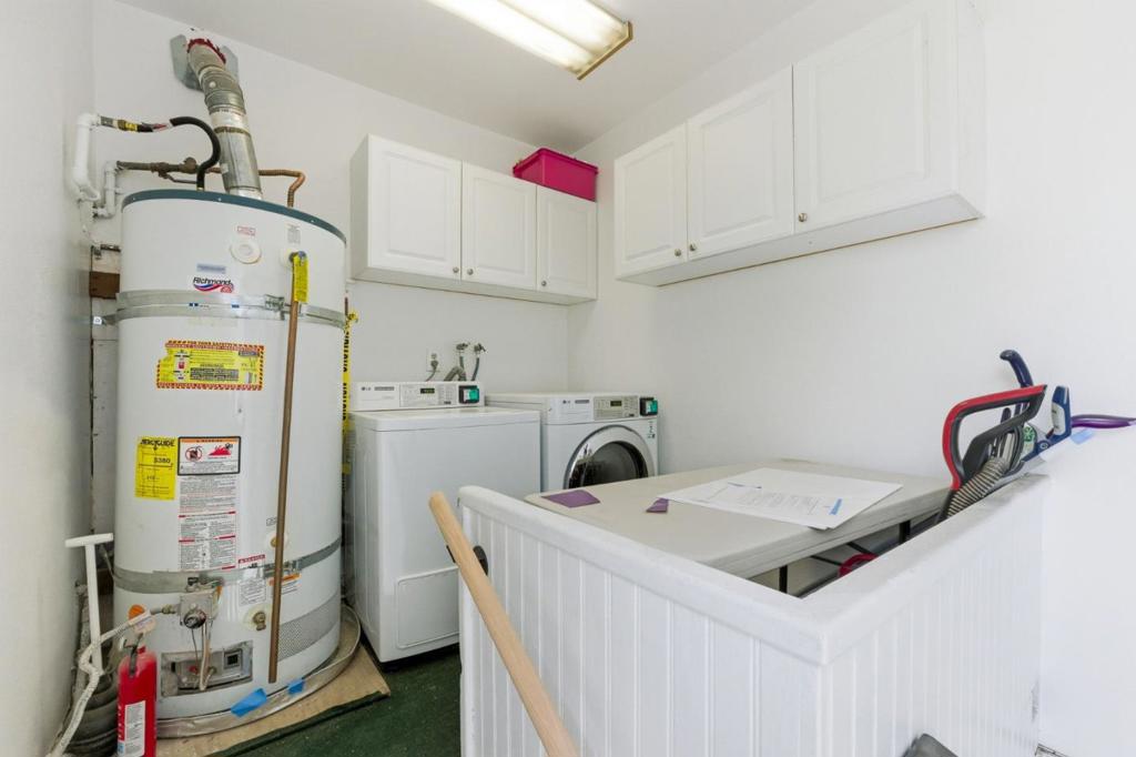 1263 Park Avenue Property Photo 17