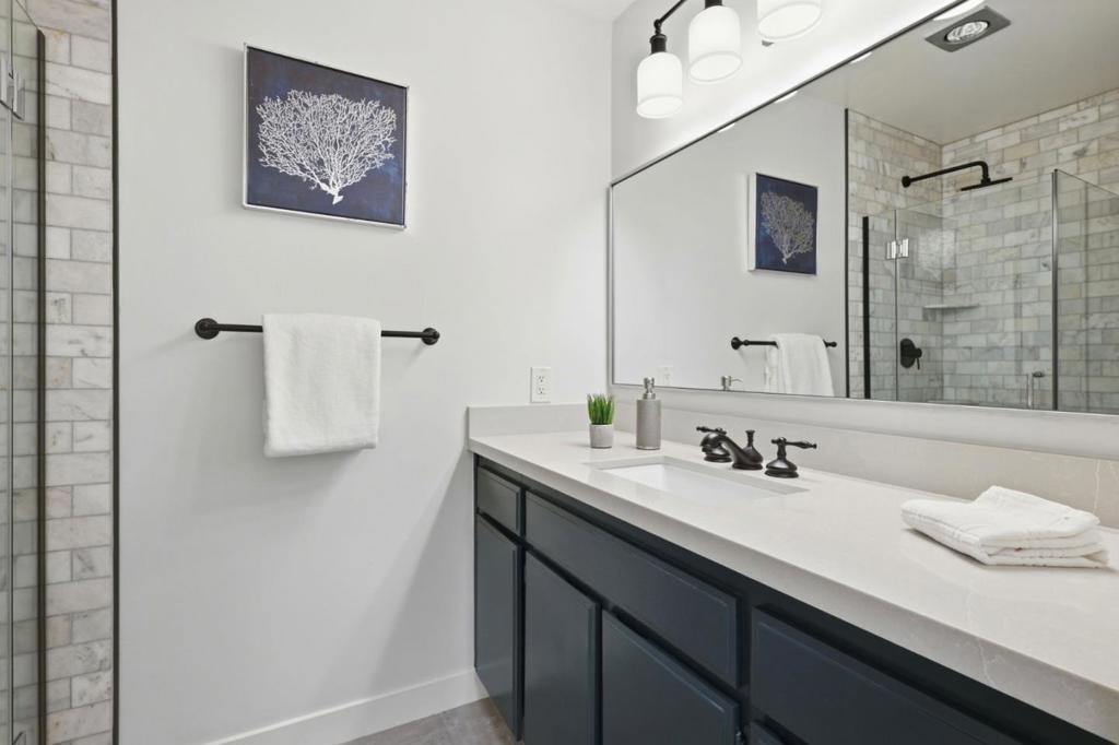 2327 Armada Way Property Photo 20