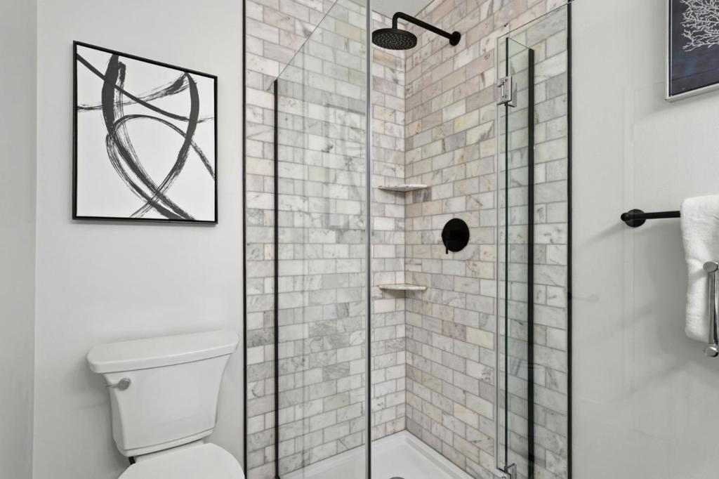 2327 Armada Way Property Photo 21