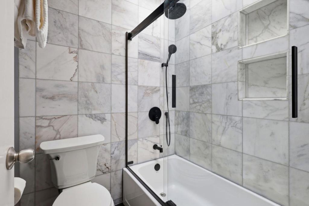 2327 Armada Way Property Photo 24