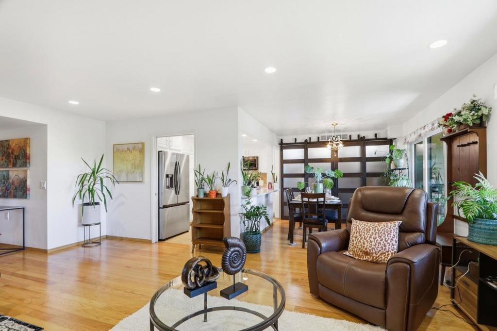 5058 Cribari Vale Property Photo 1
