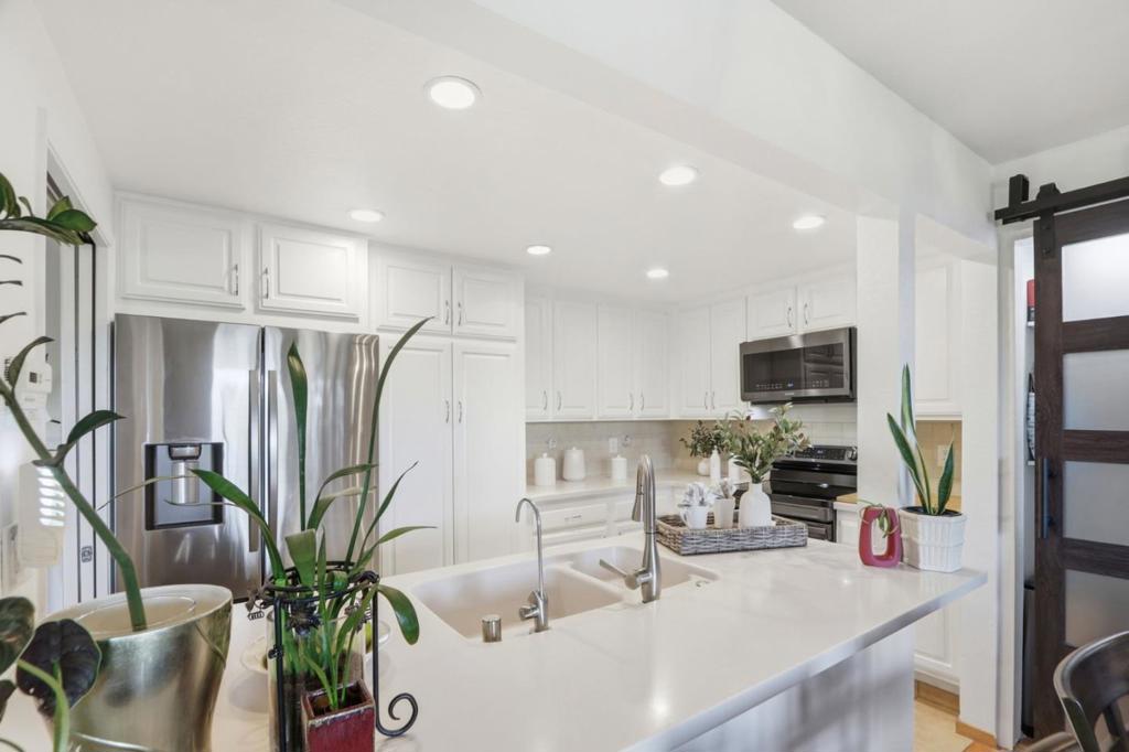 5058 Cribari Vale Property Photo 7