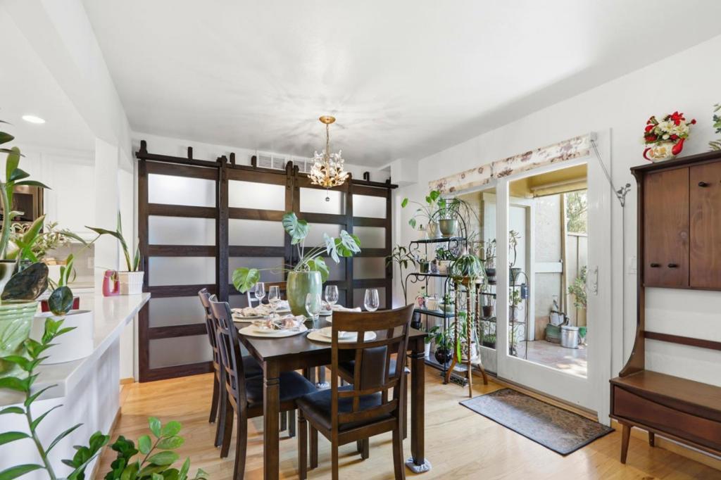 5058 Cribari Vale Property Photo 11