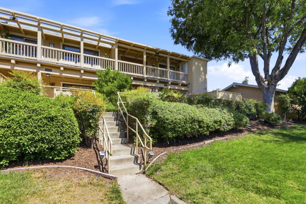 5058 Cribari Vale Property Photo 32