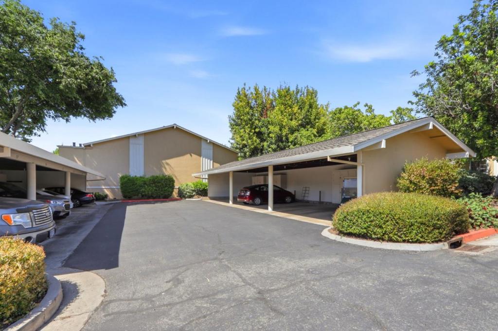 5058 Cribari Vale Property Photo 34