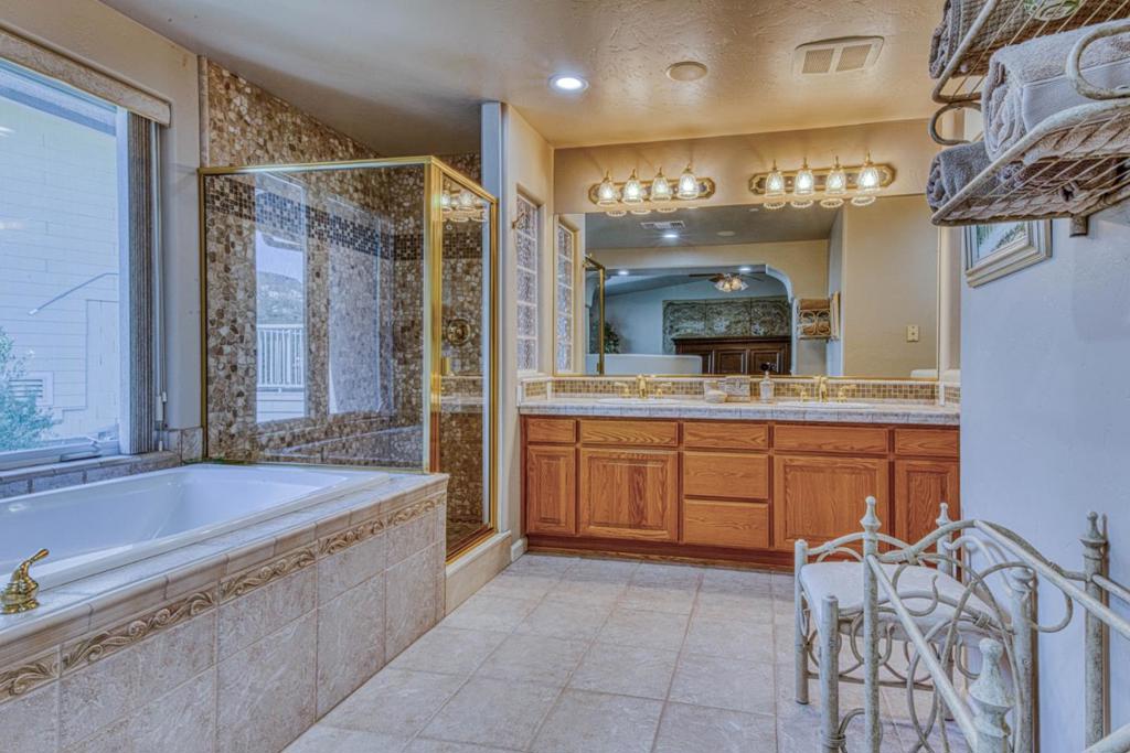 8213 Bass Point Property Photo 27
