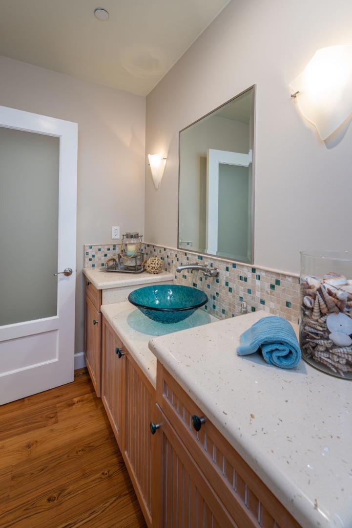 643 Beach Drive Property Photo 15