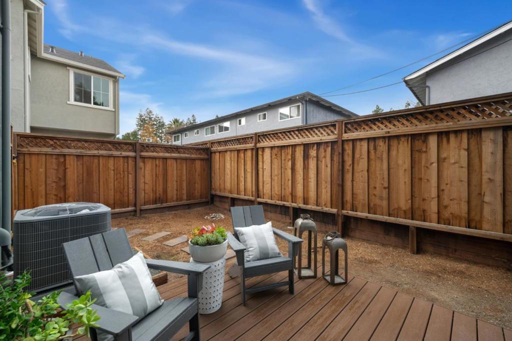 4909 Vivi Place Property Photo 29