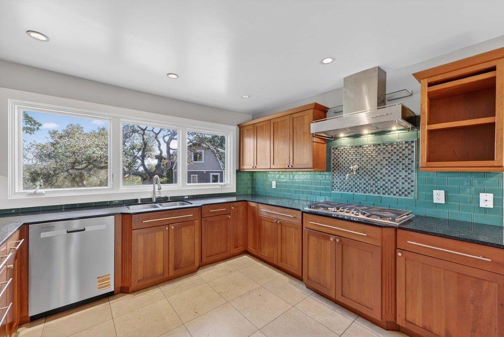 505 Hidden Valley Road Property Photo 15