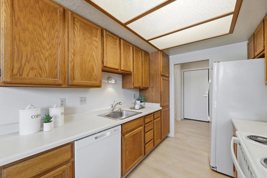 22330 Homestead Road 226 Property Photo 13