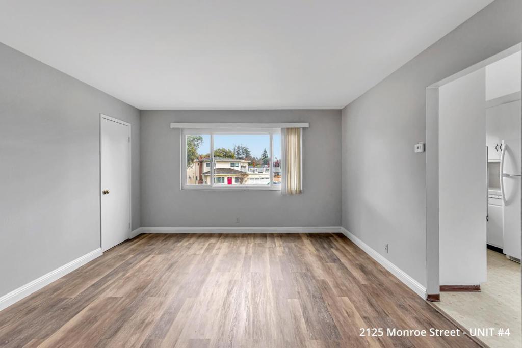 2125 Monroe Street Property Photo 10