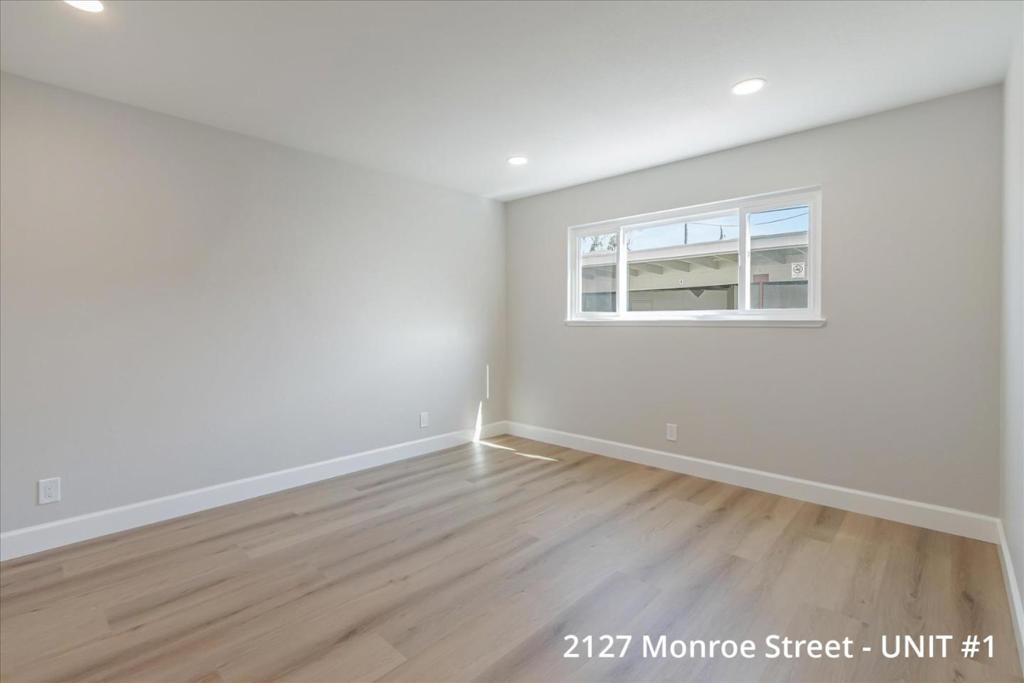 2127 Monroe Street Property Photo 10