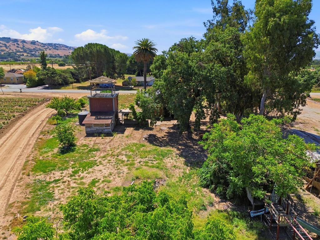 3115 Leavesley Road Property Photo 32