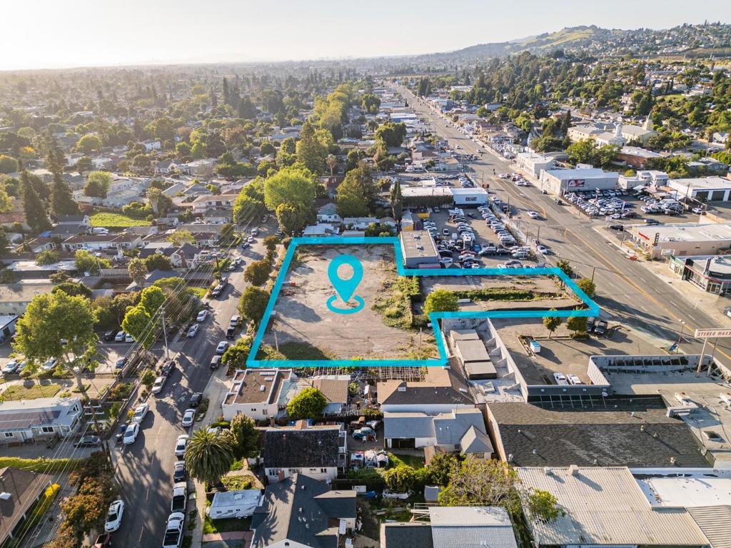 21659 Mission Boulevard Property Photo 1