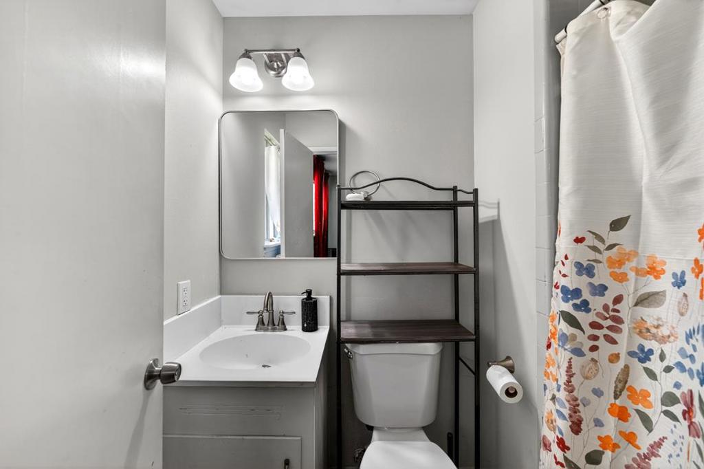 2036 Shaw Avenue Property Photo 15