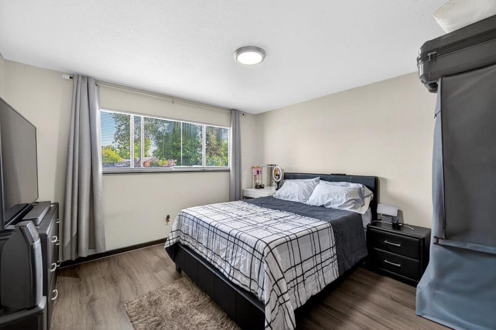 2036 Shaw Avenue Property Photo 17