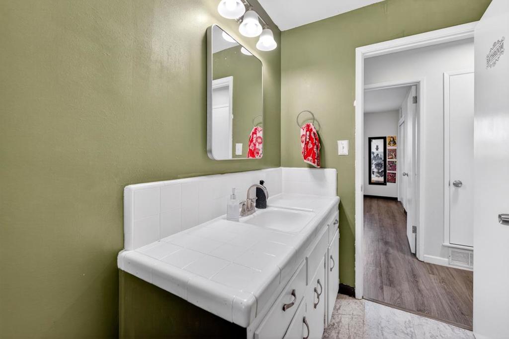 2036 Shaw Avenue Property Photo 19
