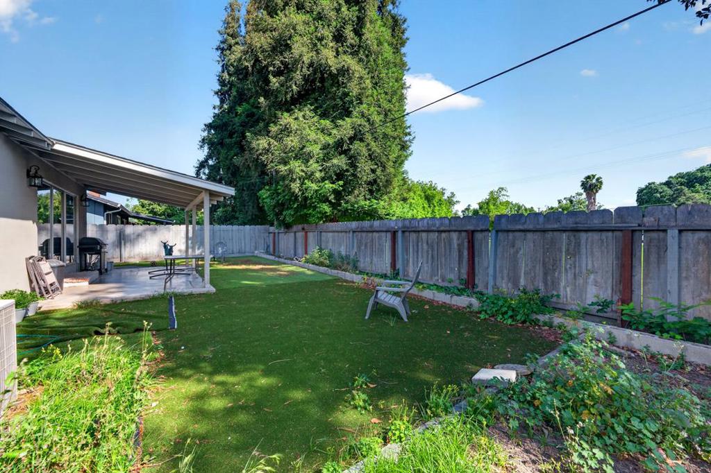 2036 Shaw Avenue Property Photo 22
