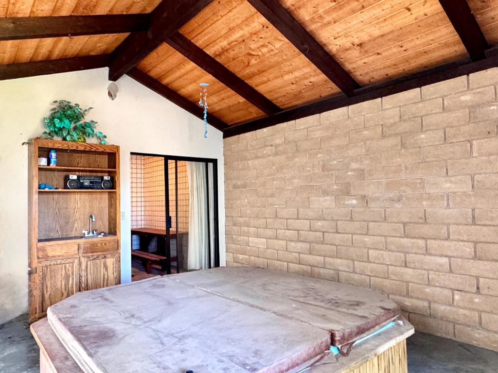 1470 Ghione Drive Property Photo 14