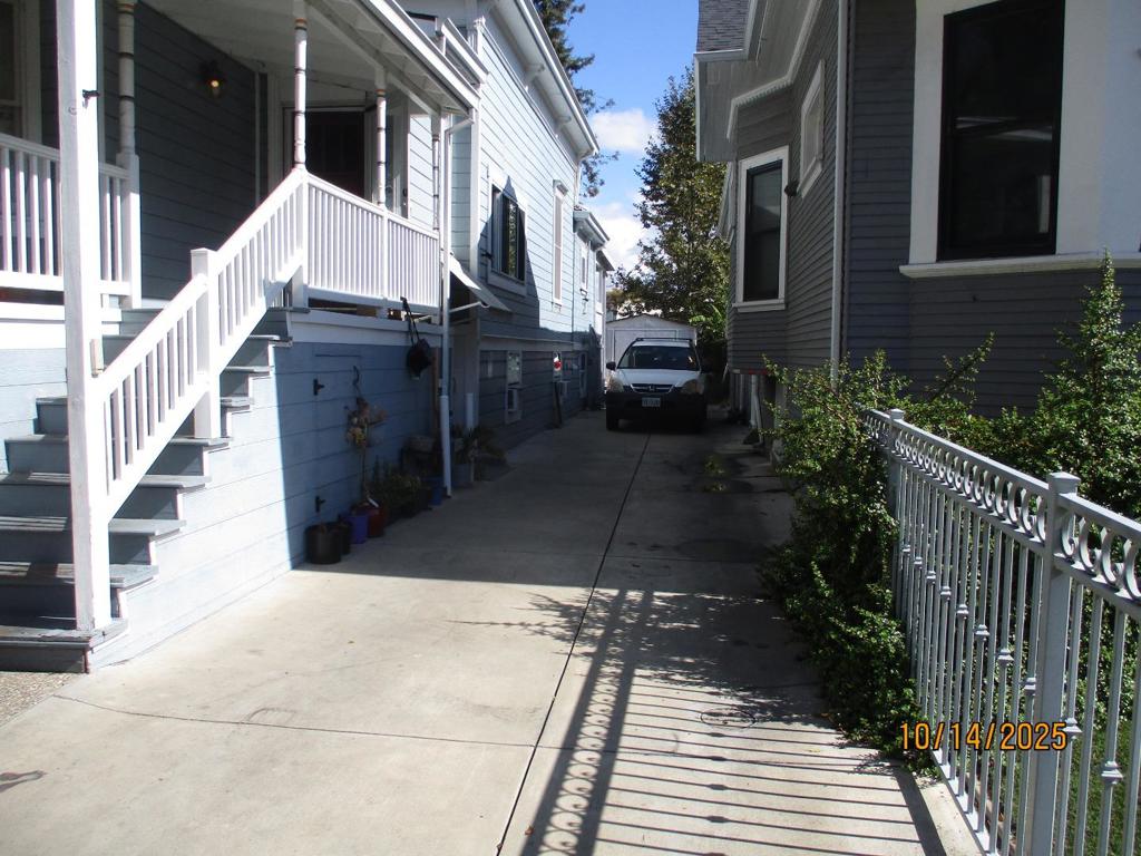 518 S Almaden Avenue Property Photo 2