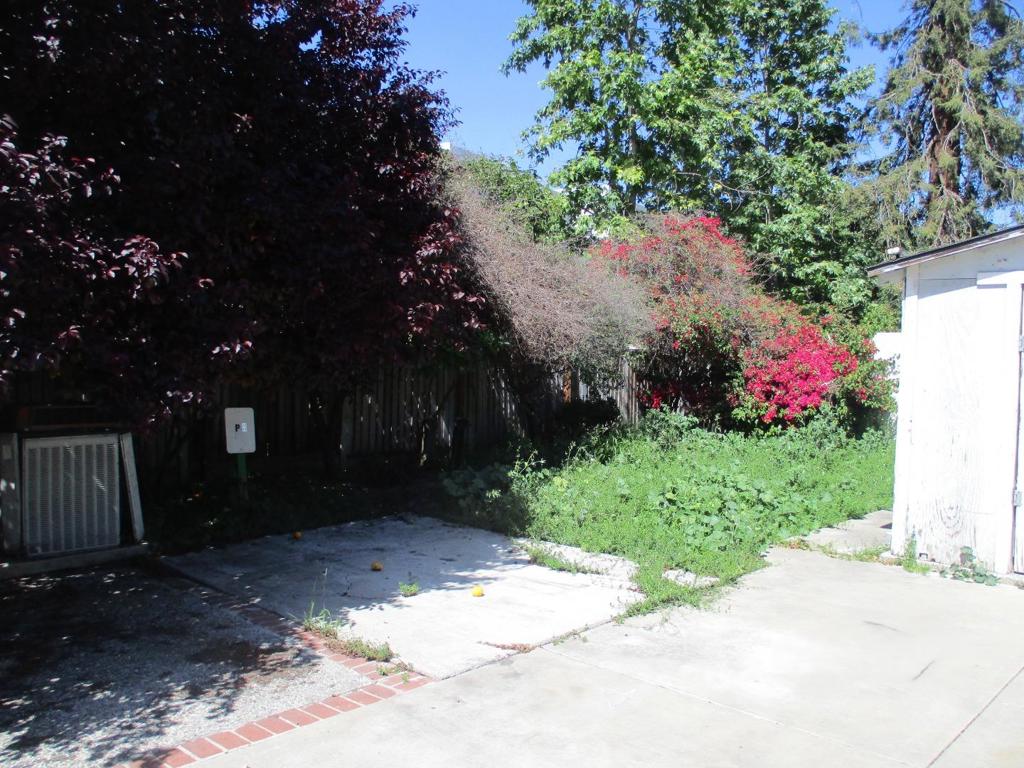 518 S Almaden Avenue Property Photo 3