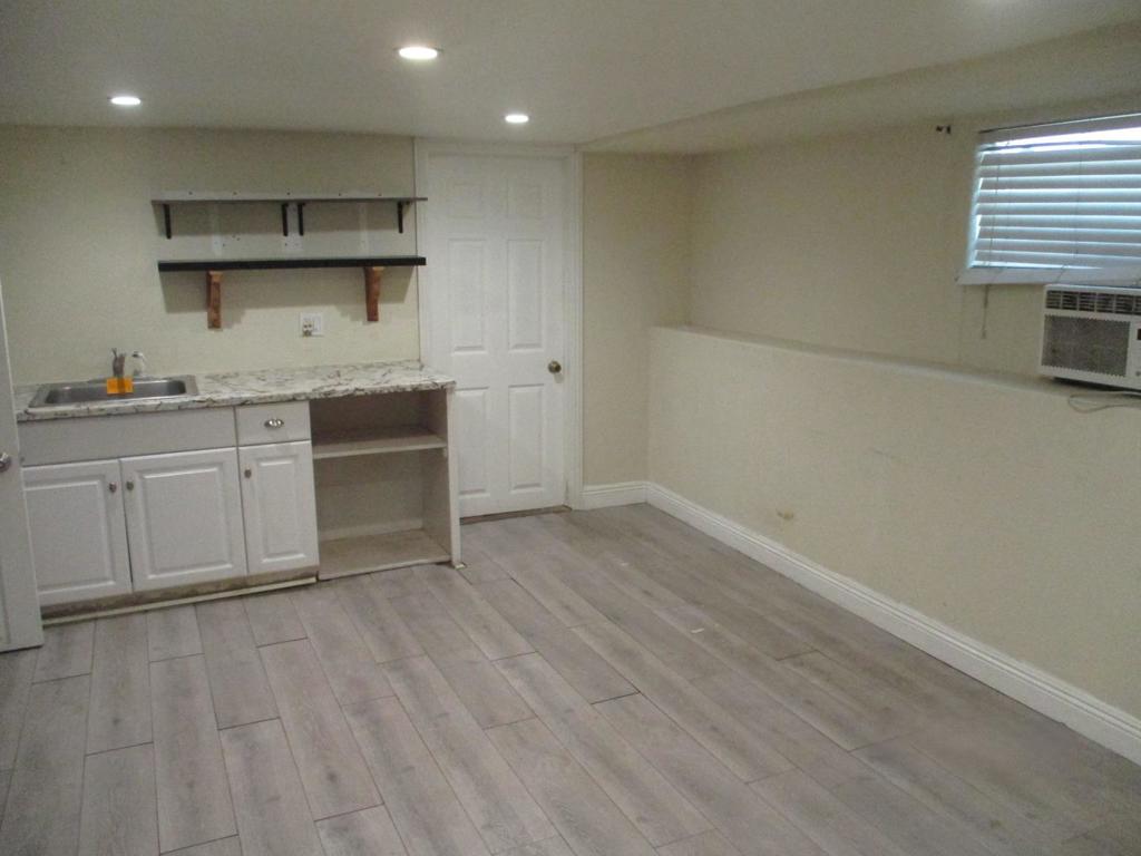 518 S Almaden Avenue Property Photo 7