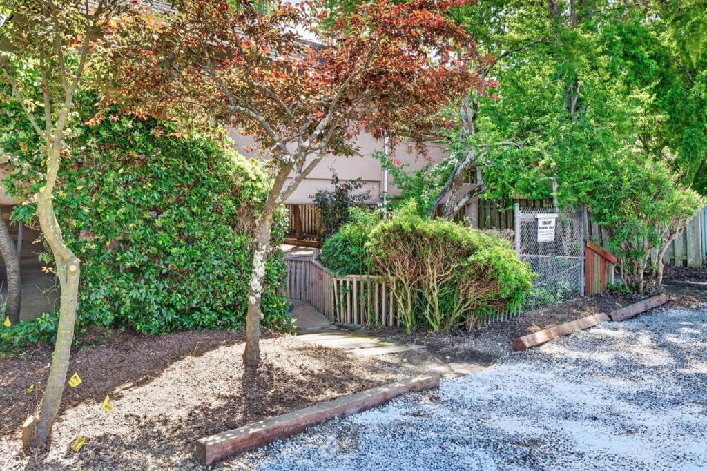 407 Maple Street Property Photo 1