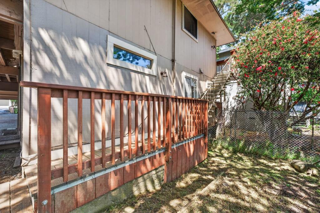 407 Maple Street Property Photo 13