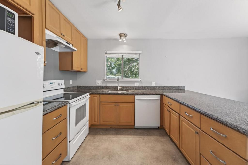 407 Maple Street Property Photo 45