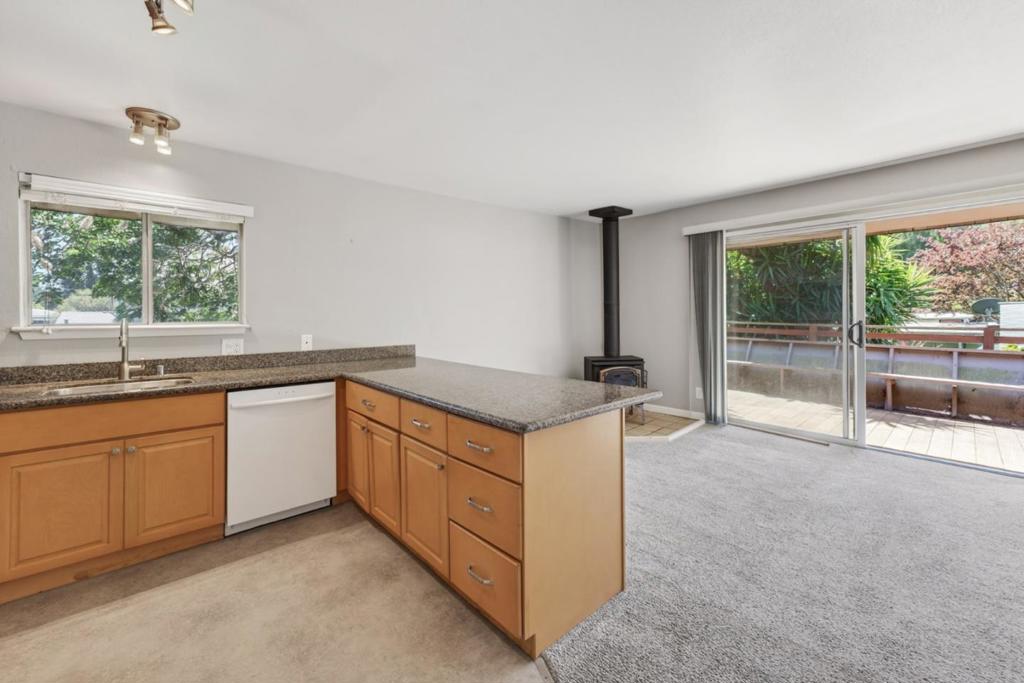 407 Maple Street Property Photo 46