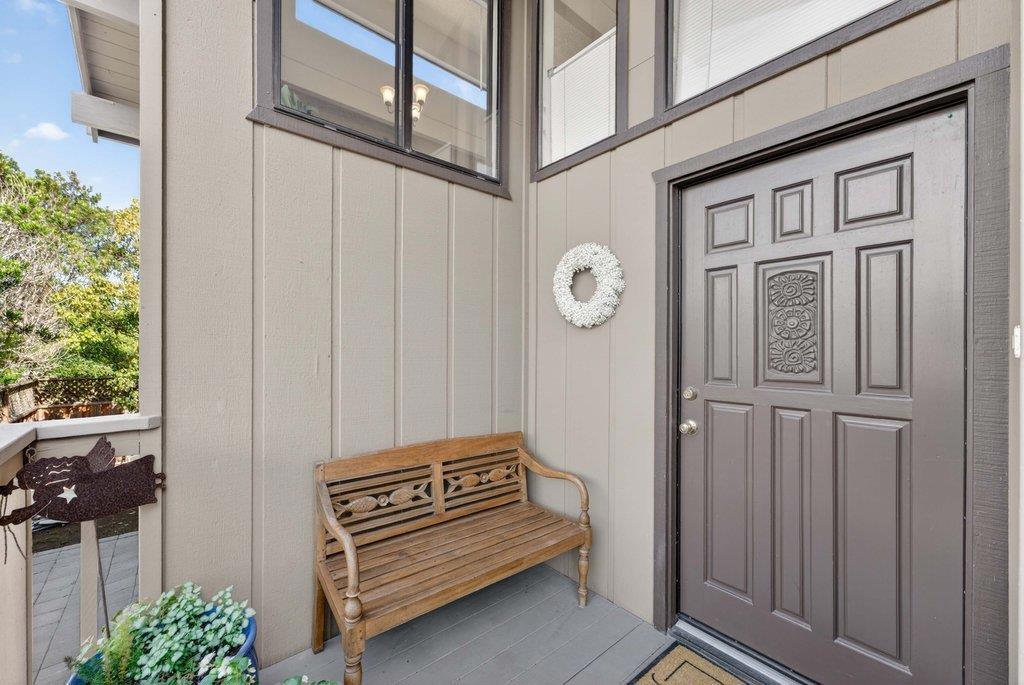 300 Columbia Street Property Photo 7