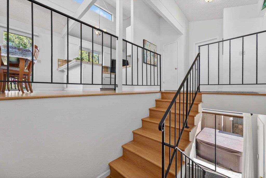 300 Columbia Street Property Photo 12