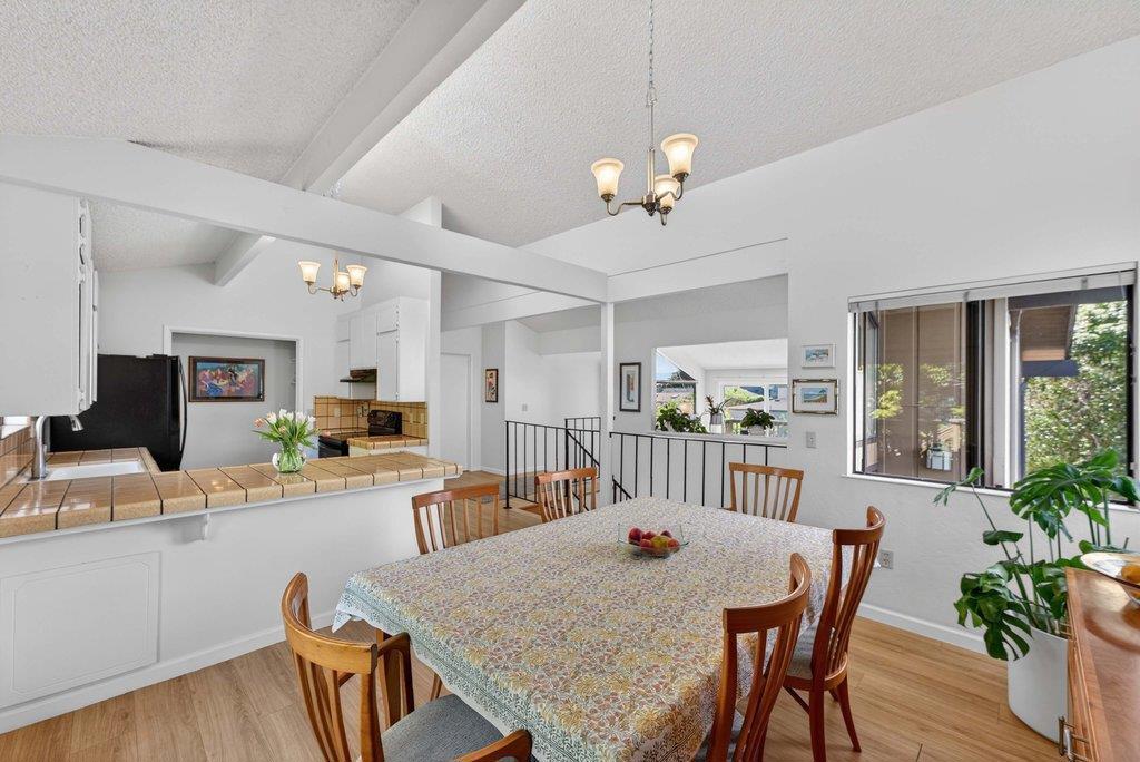 300 Columbia Street Property Photo 15