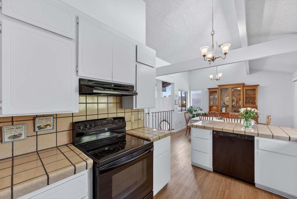 300 Columbia Street Property Photo 19