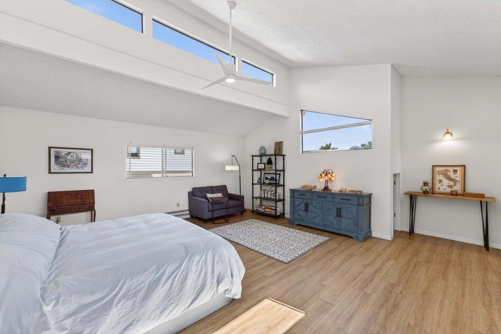 300 Columbia Street Property Photo 23