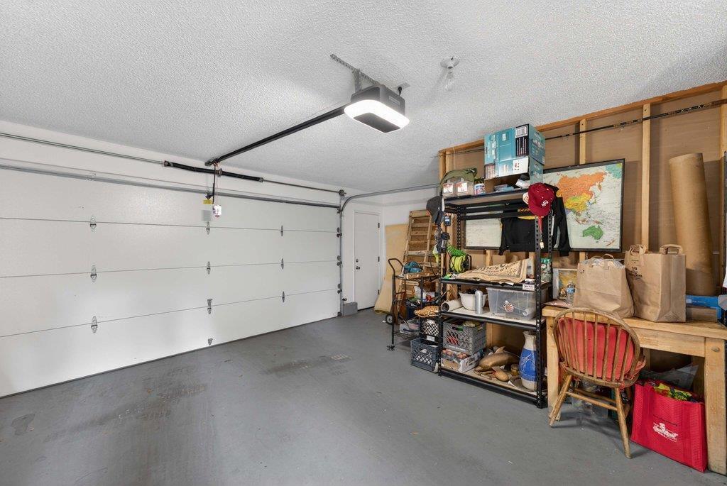 300 Columbia Street Property Photo 31