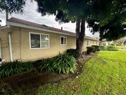 26047 Gading Road Property Photo 4